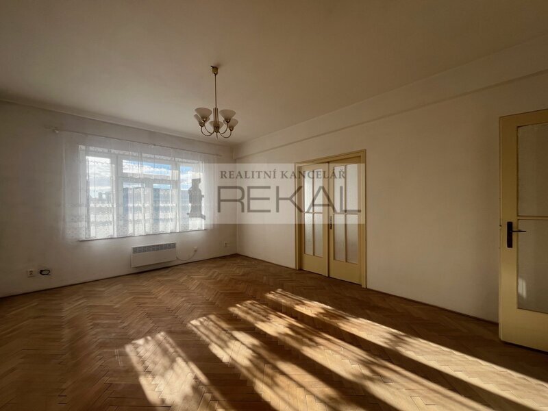 Prodej bytu v centru Poděbrad , jen pár kroků od kolonády Lázní  Poděbrady