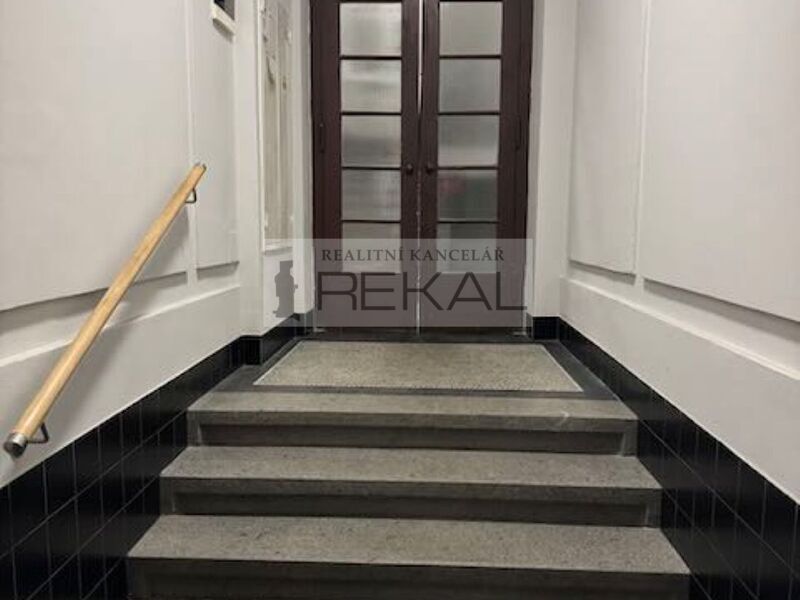 Pronájem kanceláří Praha 6 Bubeneč -Vítězné nám