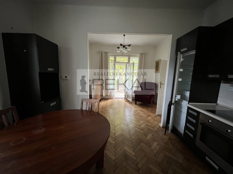 Pronájem spodní části domu se zahradou
