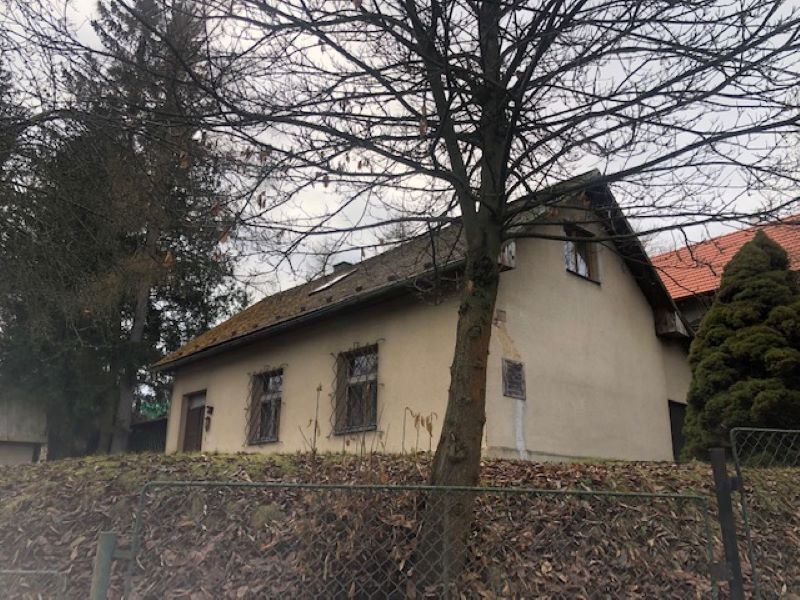 Dům v obci Bojov-Čísovice